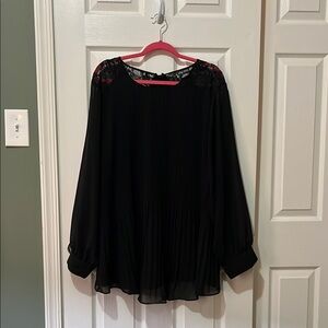 Elegant Black Lace Women's Top